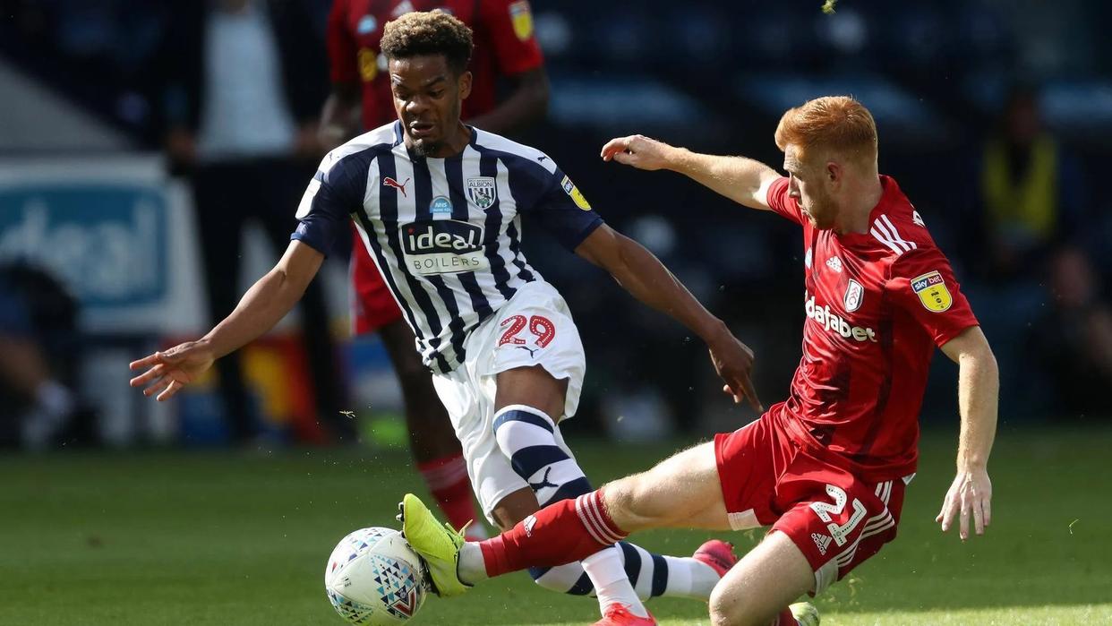 九游游戏中心下载 官方版-关于冲刺阶段毕尔巴鄂竞技备战欧联；回应争议细节曝光；悬念犹存；身体对抗强度拉满的信息